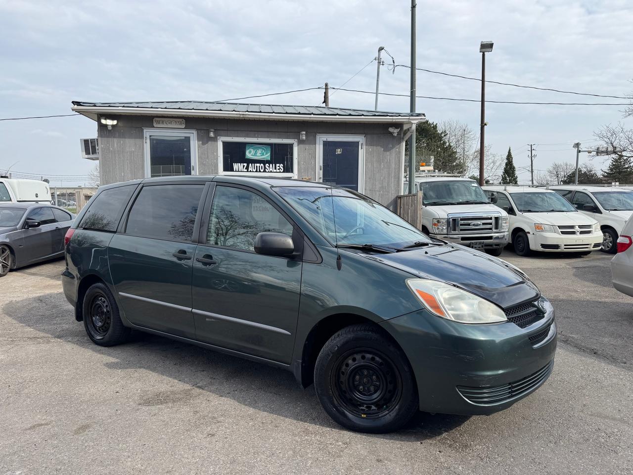 2005 Toyota Sienna CE - Photo #11