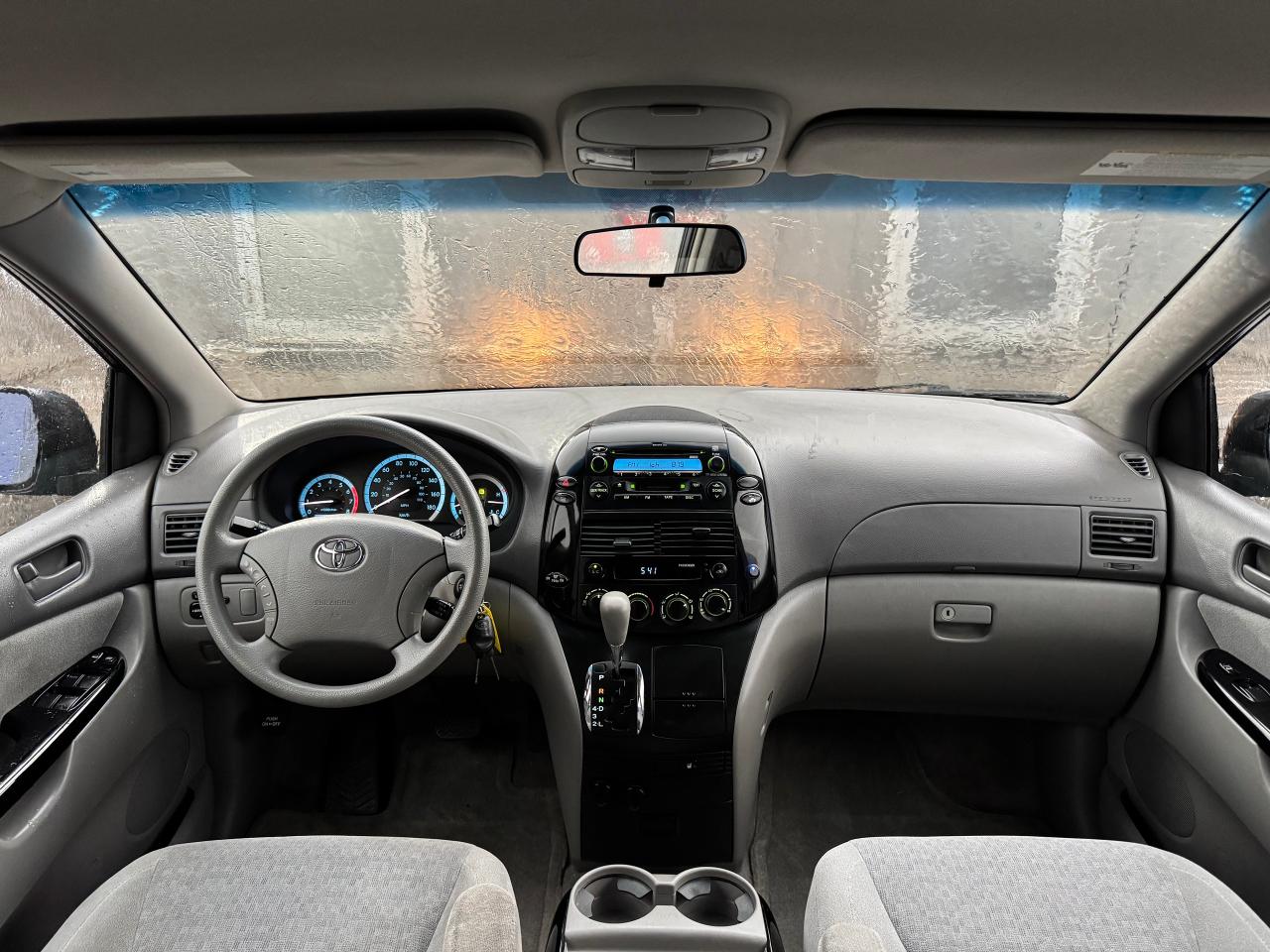 2005 Toyota Sienna CE - Photo #20