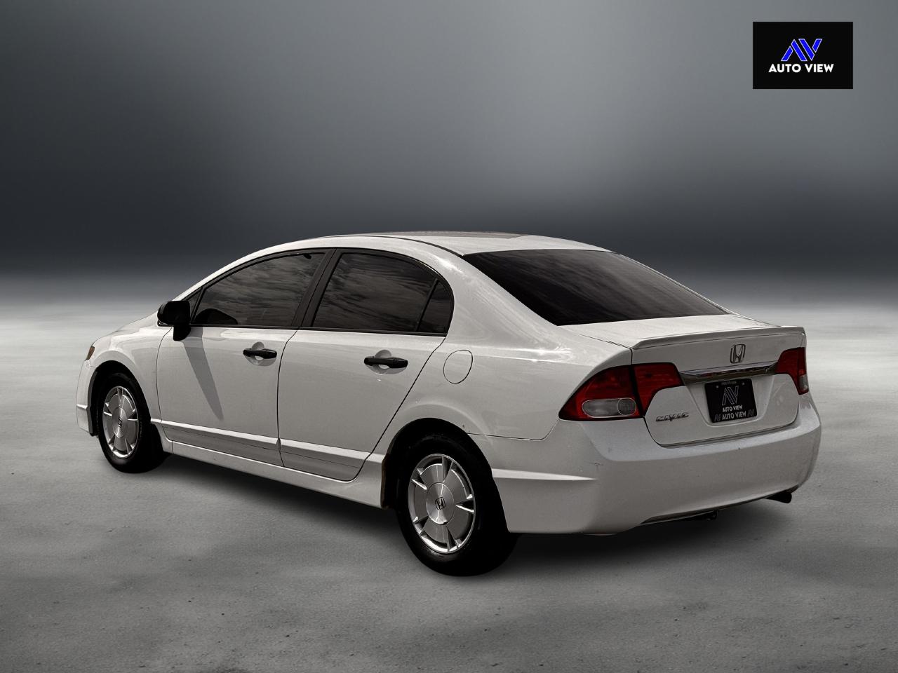 2011 Honda Civic DX-G **GREAT COMMUTER CAR** - Photo #7