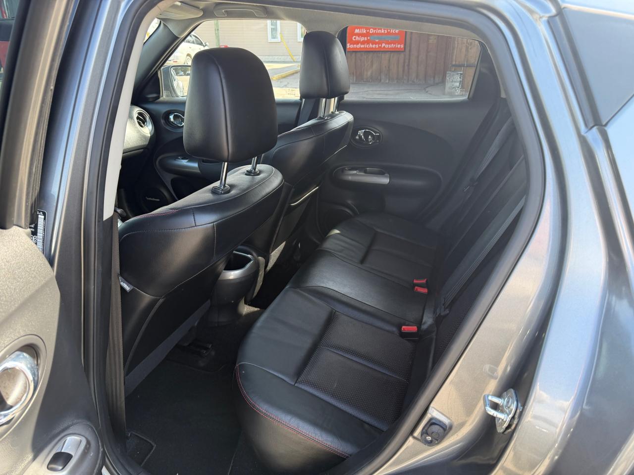 2015 Nissan Juke SL AWD SUNROOF NAVIGATION - Photo #9