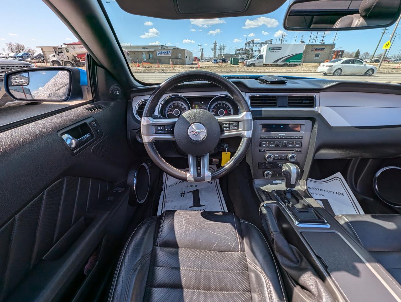 2013 Ford Mustang GT | LEATHER | V8 | Bluetooth - Photo #7