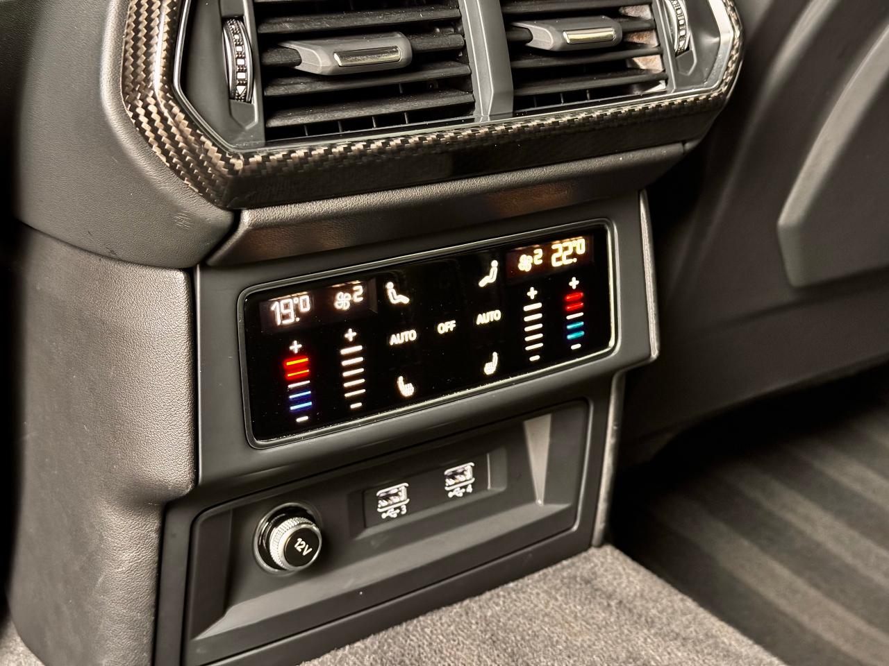2021 Lamborghini Urus AWD **QUICKSILVER TITANIUM SPORT EXHAUST** - Photo #40