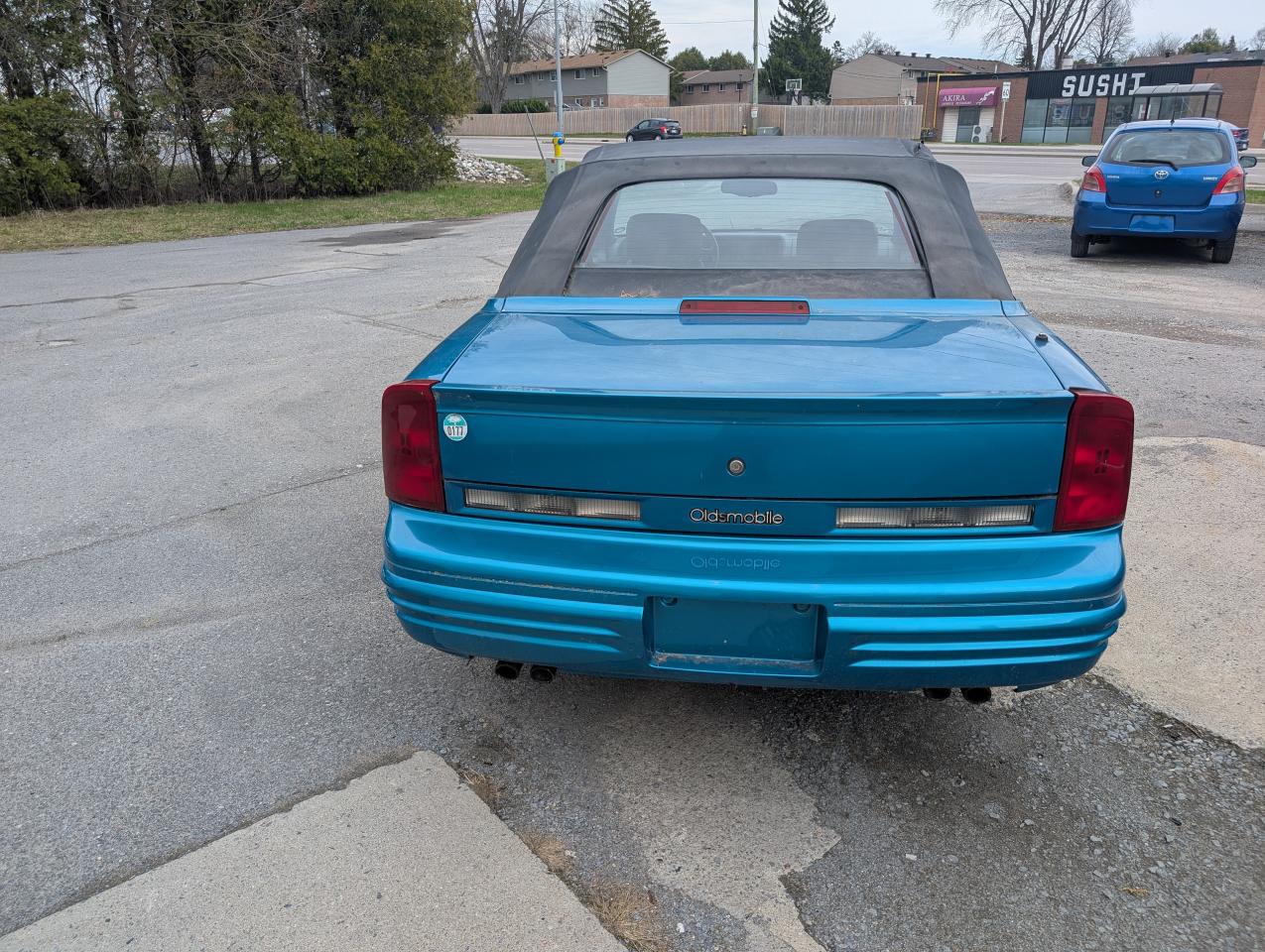 1994 Oldsmobile Cutlass Supreme 2dr Coupe Convertible - Photo #4