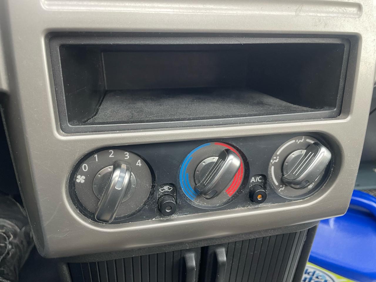 2006 Nissan X-Trail SE - Photo #15
