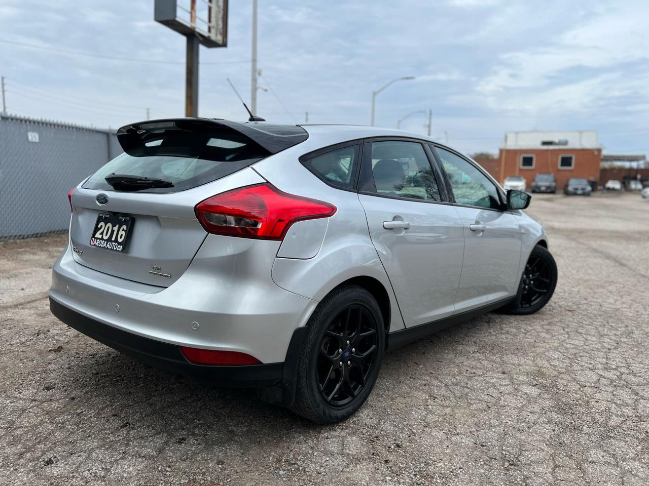 2016 Ford Focus AUTO LOW KM NO ACCIDENT BACKUP CAM SUNROOF B-TOOTH Photo4