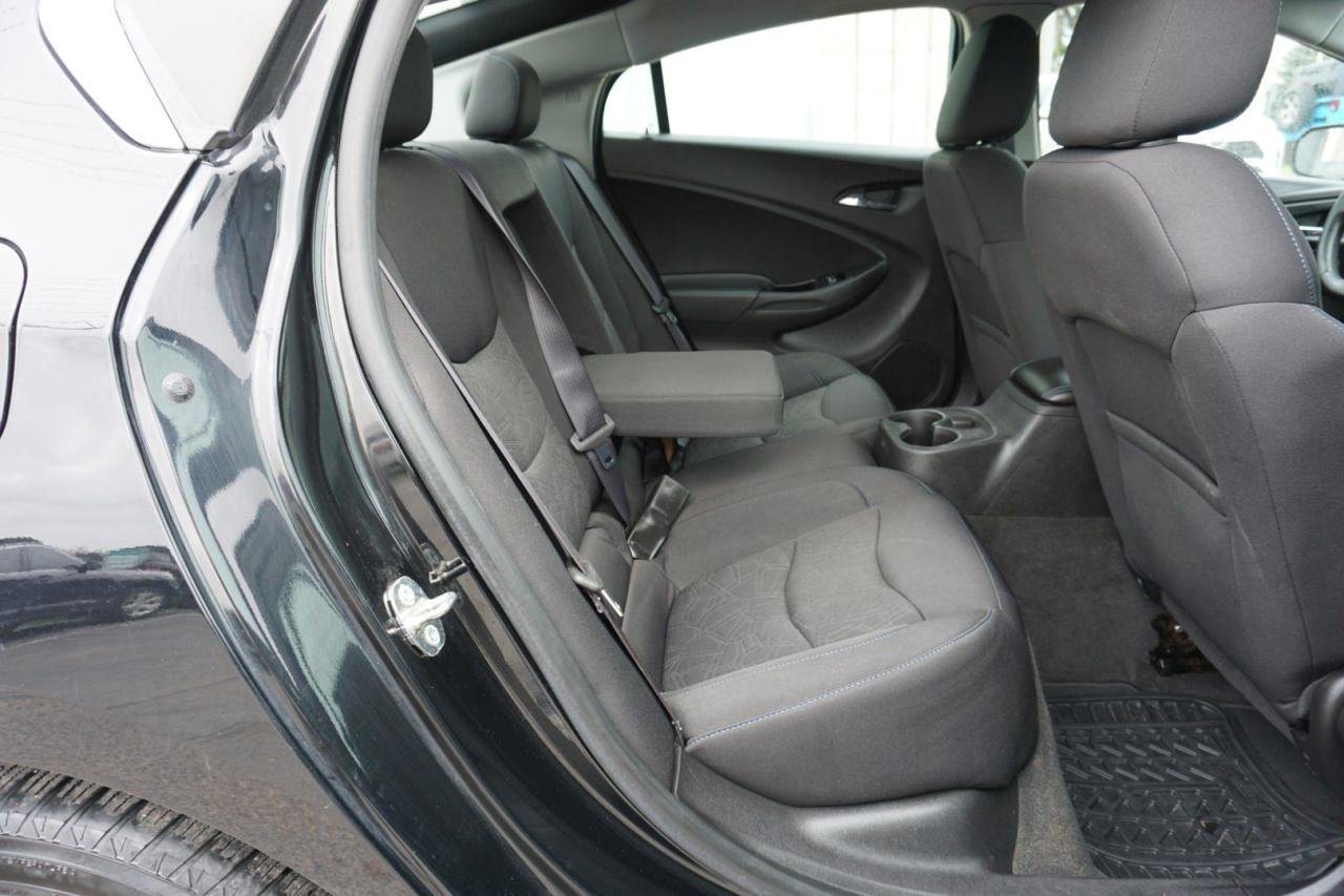 2017 Chevrolet Volt LT CERTIFIED *1 OWNER* CAMERA BLUETOOTH HEATED SEATS CRUISE ALLOYS - Photo #17