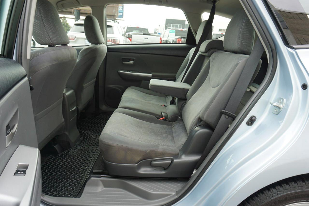 2014 Toyota Prius V CERTIFIED *SERVICE RECORDS* CAMERA BLUETOOTH HEATED SEATS CRUISE ALLOYS - Photo #16