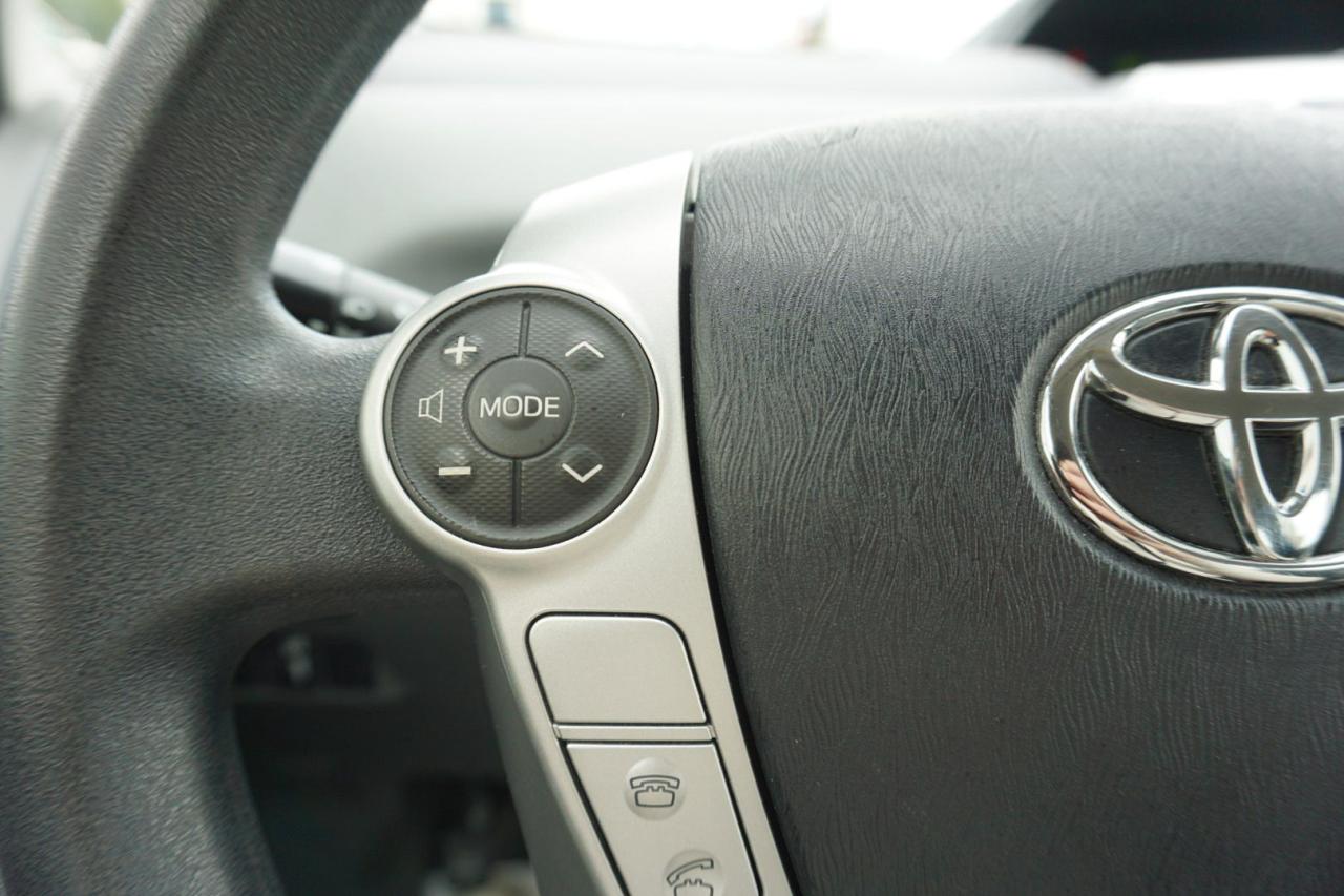 2014 Toyota Prius V CERTIFIED *SERVICE RECORDS* CAMERA BLUETOOTH HEATED SEATS CRUISE ALLOYS - Photo #27