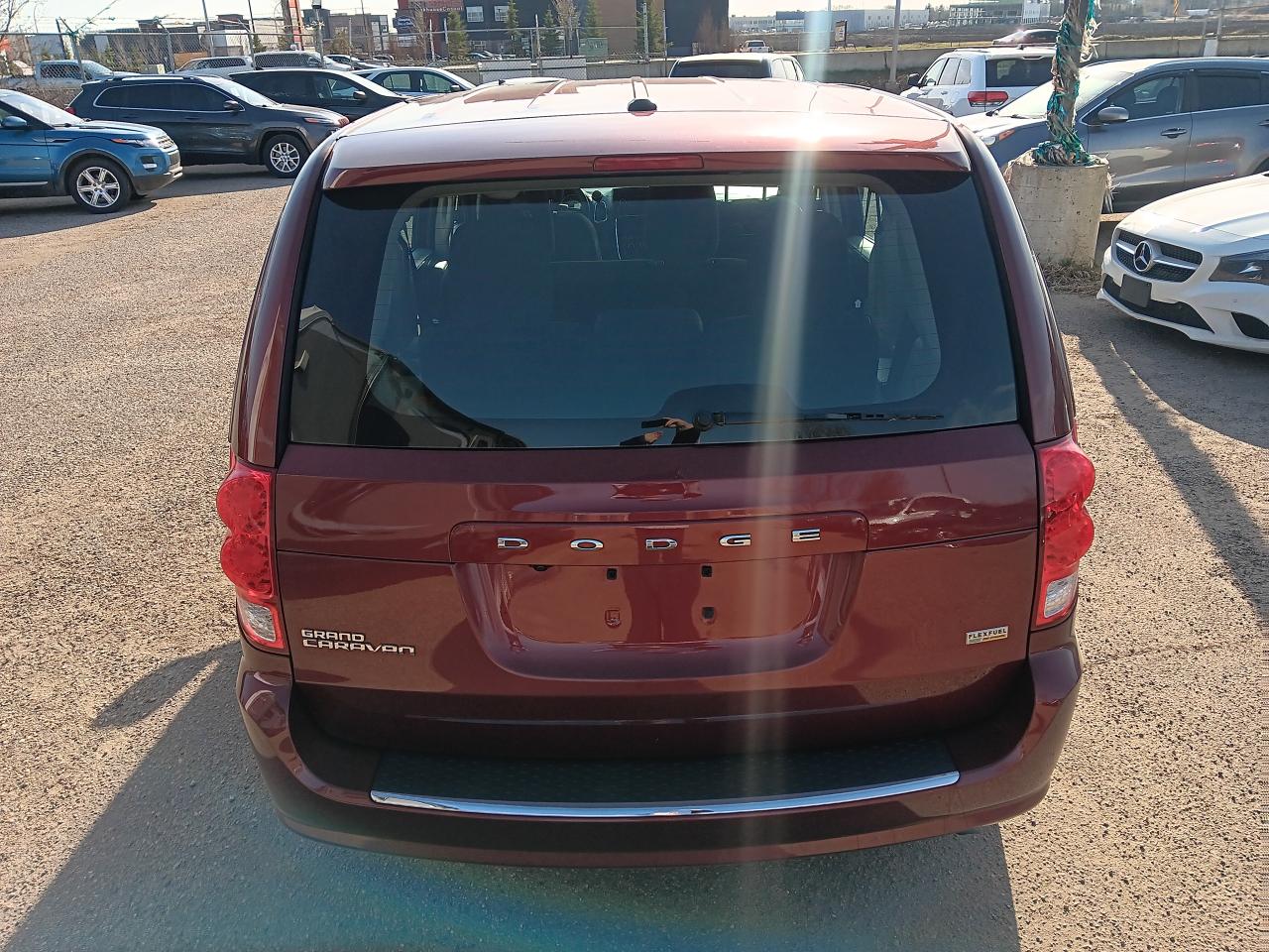 2019 Dodge Grand Caravan 7 Pass, BU Cam, Power Seat, Bluetooth - Photo #6