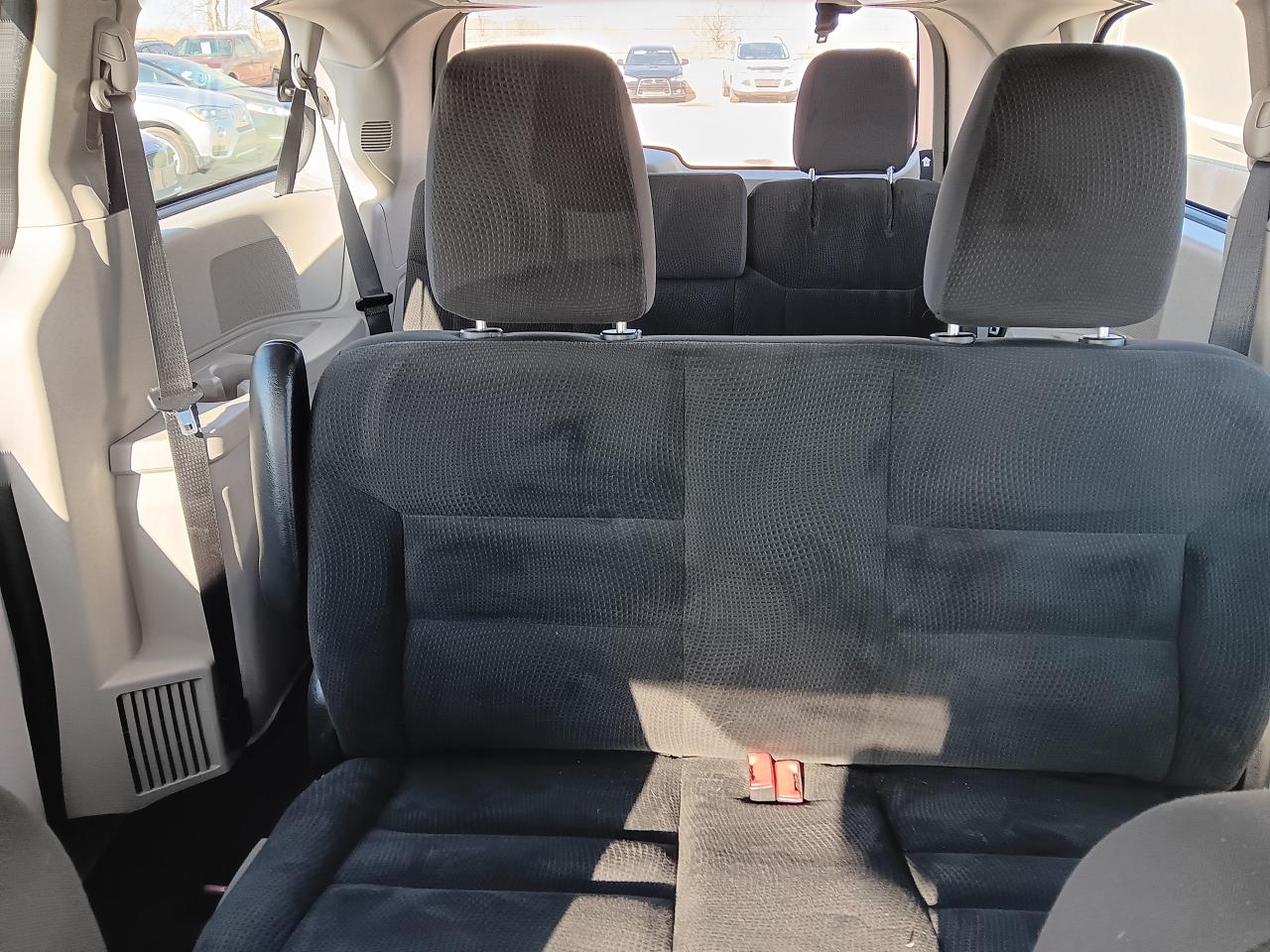 2019 Dodge Grand Caravan 7 Pass, BU Cam, Power Seat, Bluetooth - Photo #14