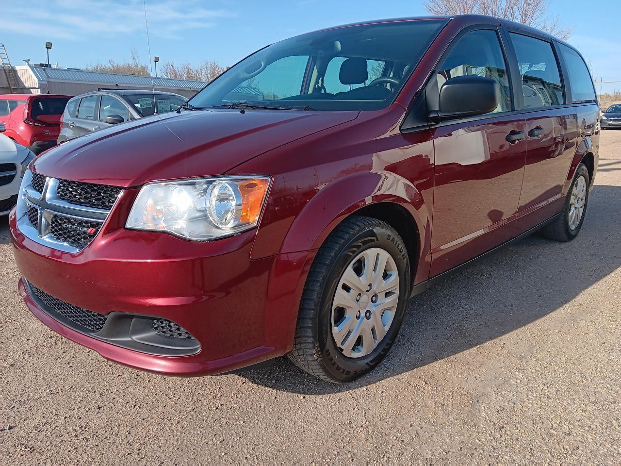 2019 Dodge Grand Caravan 7 Pass, BU Cam, Power Seat, Bluetooth - Photo #3