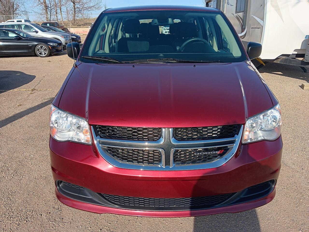 2019 Dodge Grand Caravan 7 Pass, BU Cam, Power Seat, Bluetooth - Photo #2