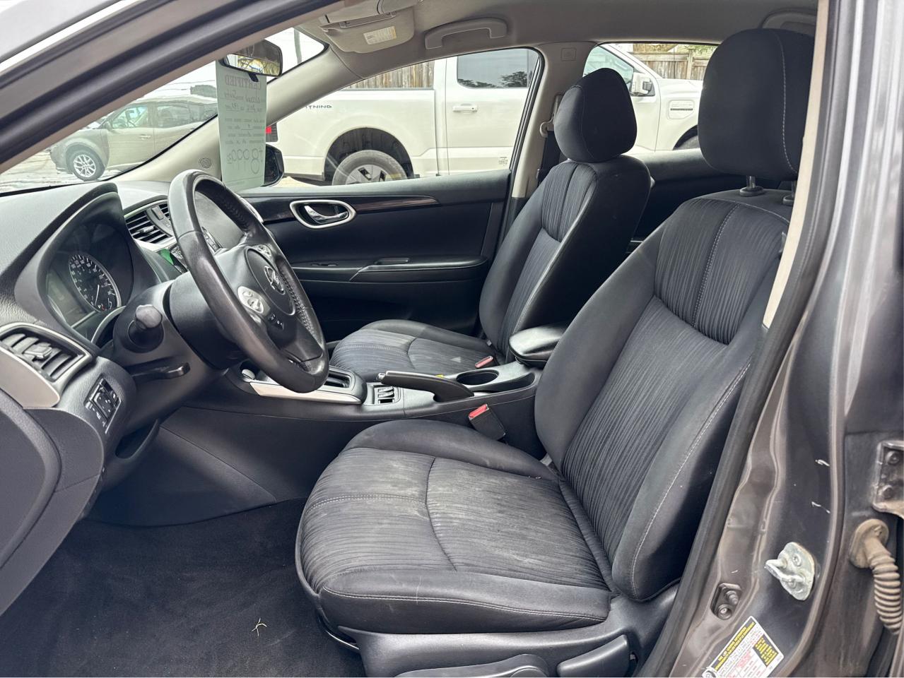 2016 Nissan Sentra SR - Photo #9