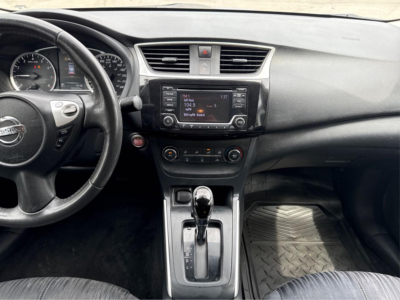 2016 Nissan Sentra SR - Photo #12
