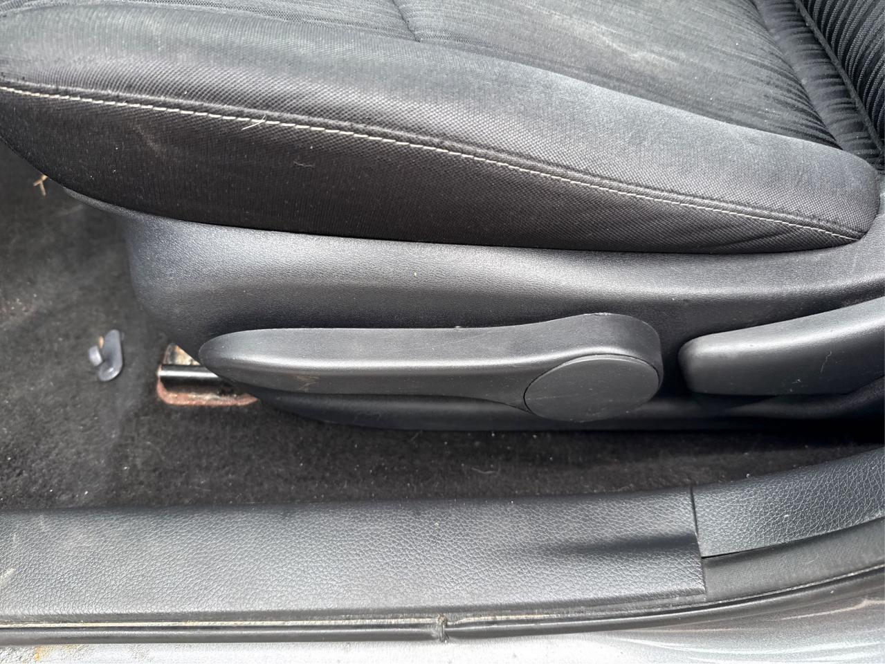 2016 Nissan Sentra SR - Photo #16