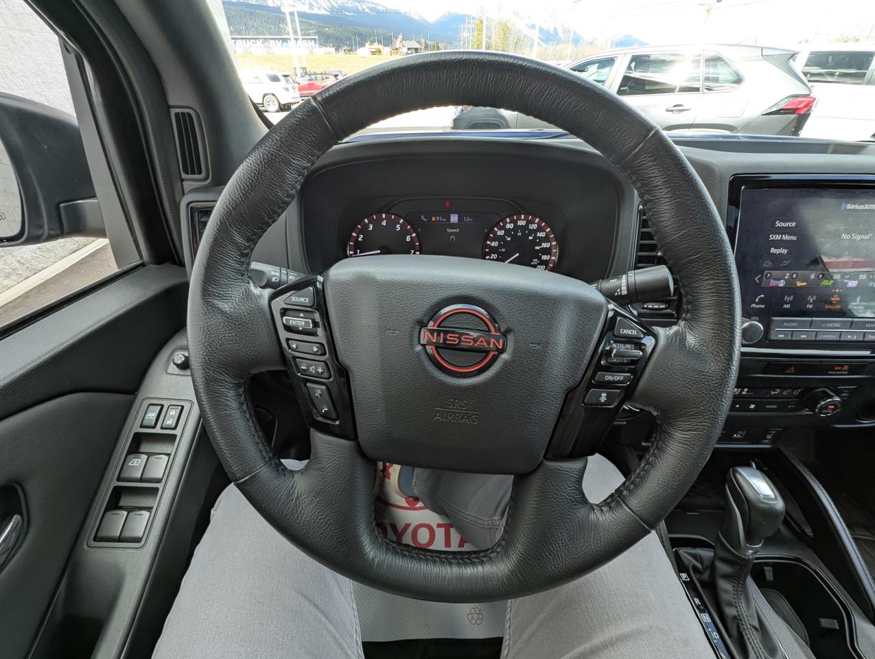 2022 Nissan Frontier Pro-4X Photo