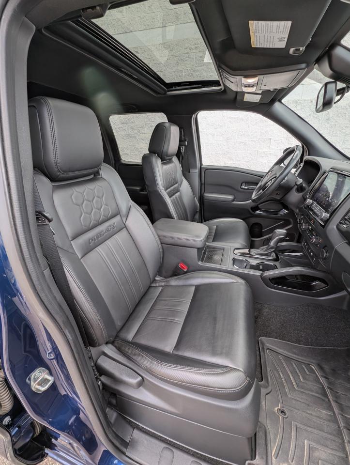 2022 Nissan Frontier Pro-4X Photo