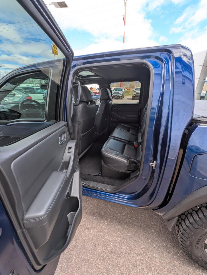 2022 Nissan Frontier Pro-4X Photo