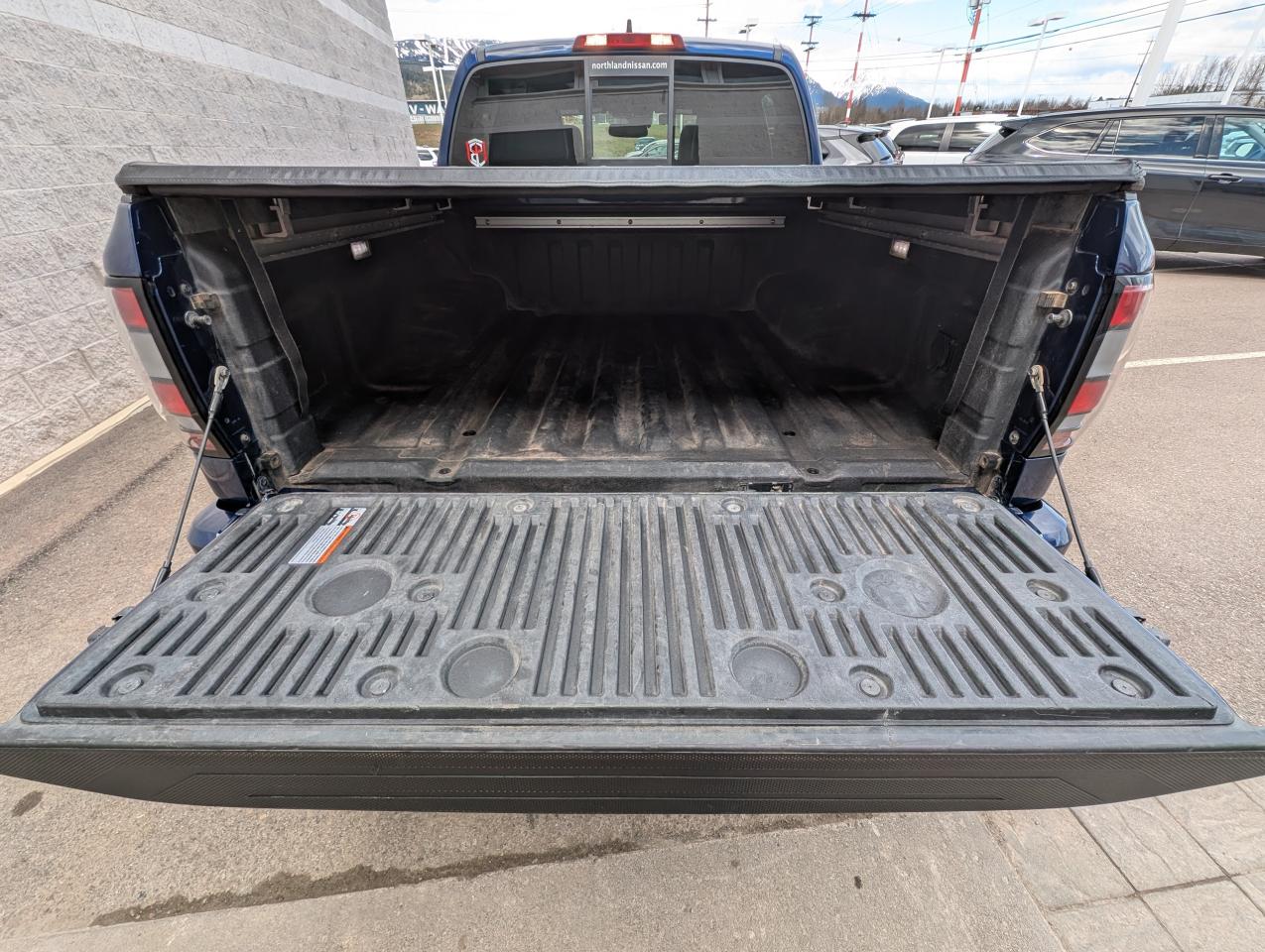 2022 Nissan Frontier Pro-4X Photo