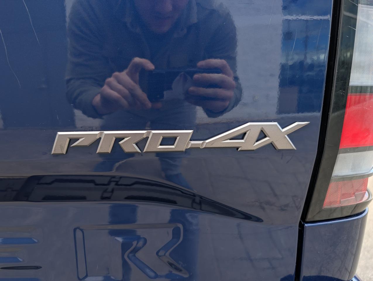 2022 Nissan Frontier Pro-4X Photo