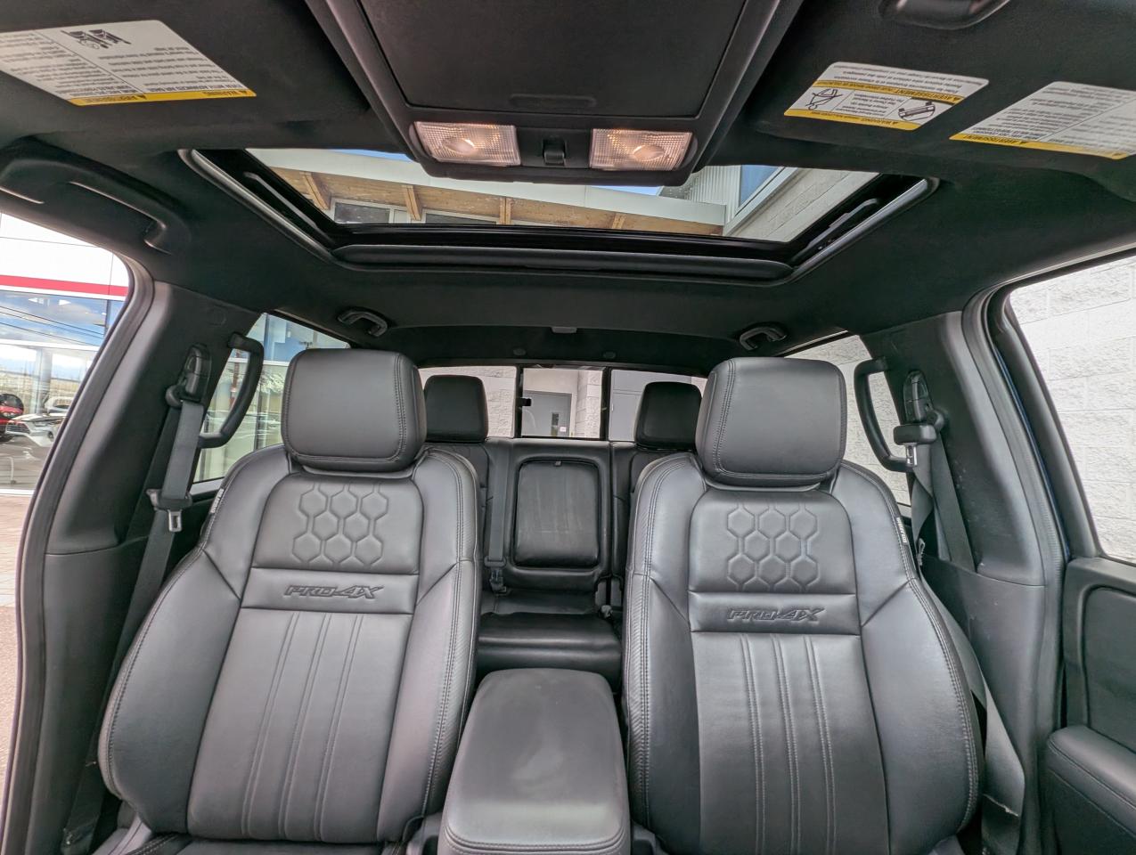 2022 Nissan Frontier Pro-4X Photo