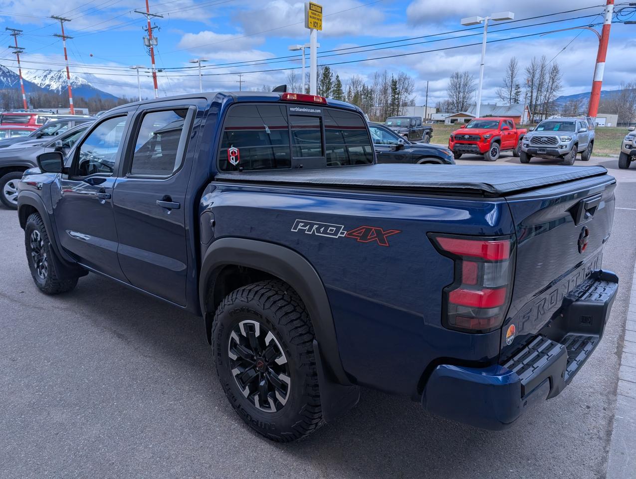 2022 Nissan Frontier Pro-4X Photo