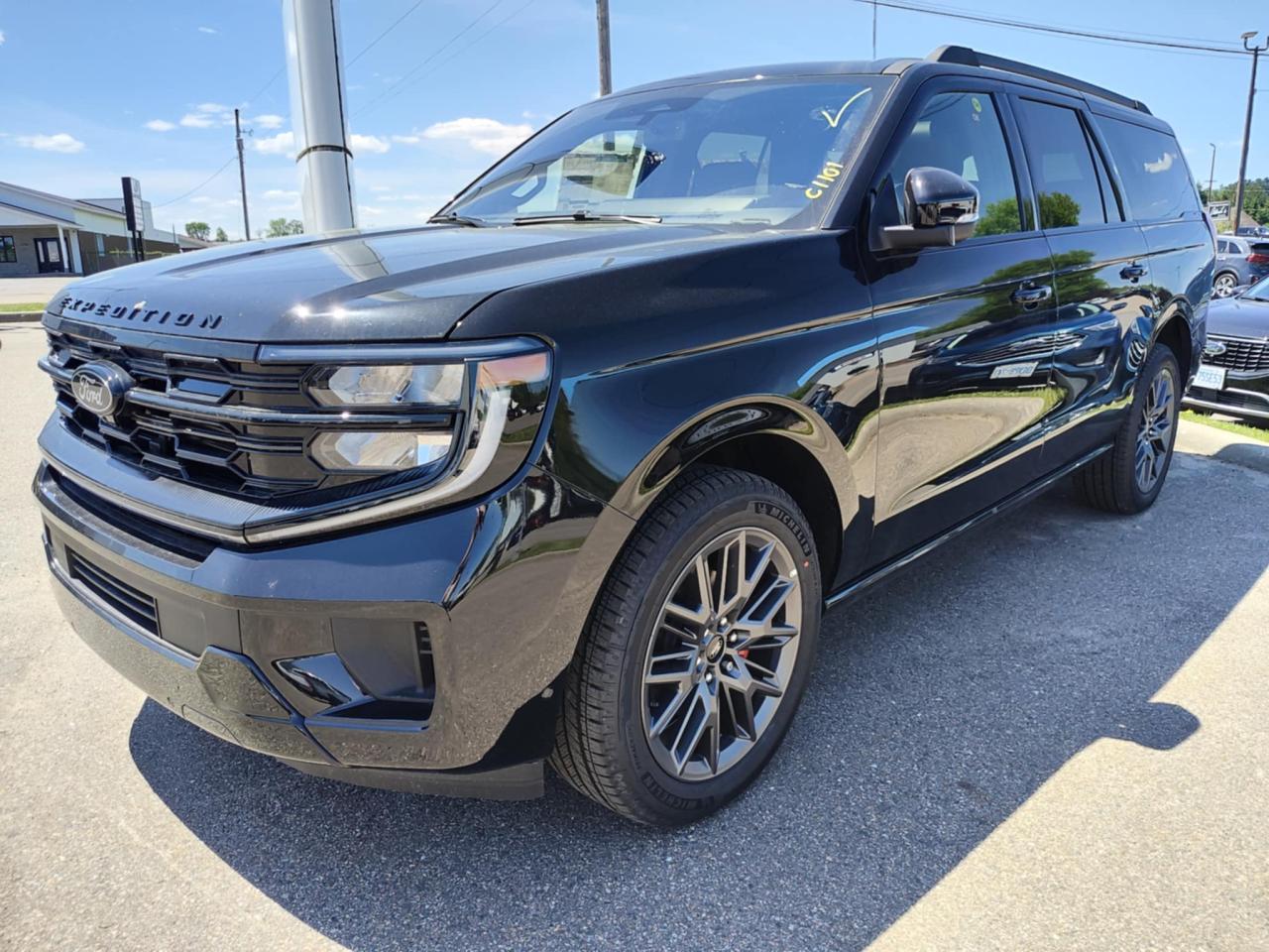 2025 Ford Expedition Platinum Max