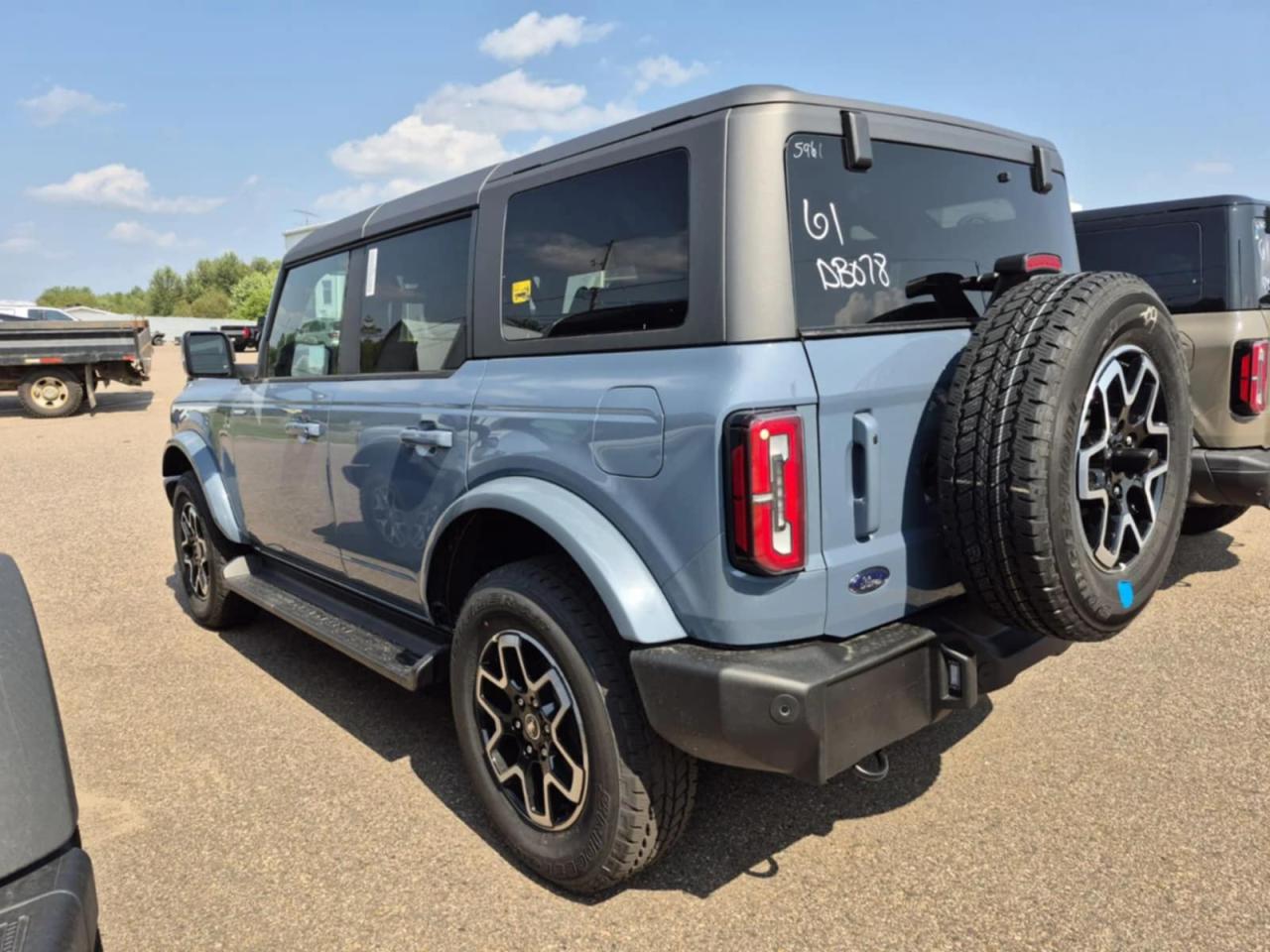2025 Ford Bronco Outer Banks