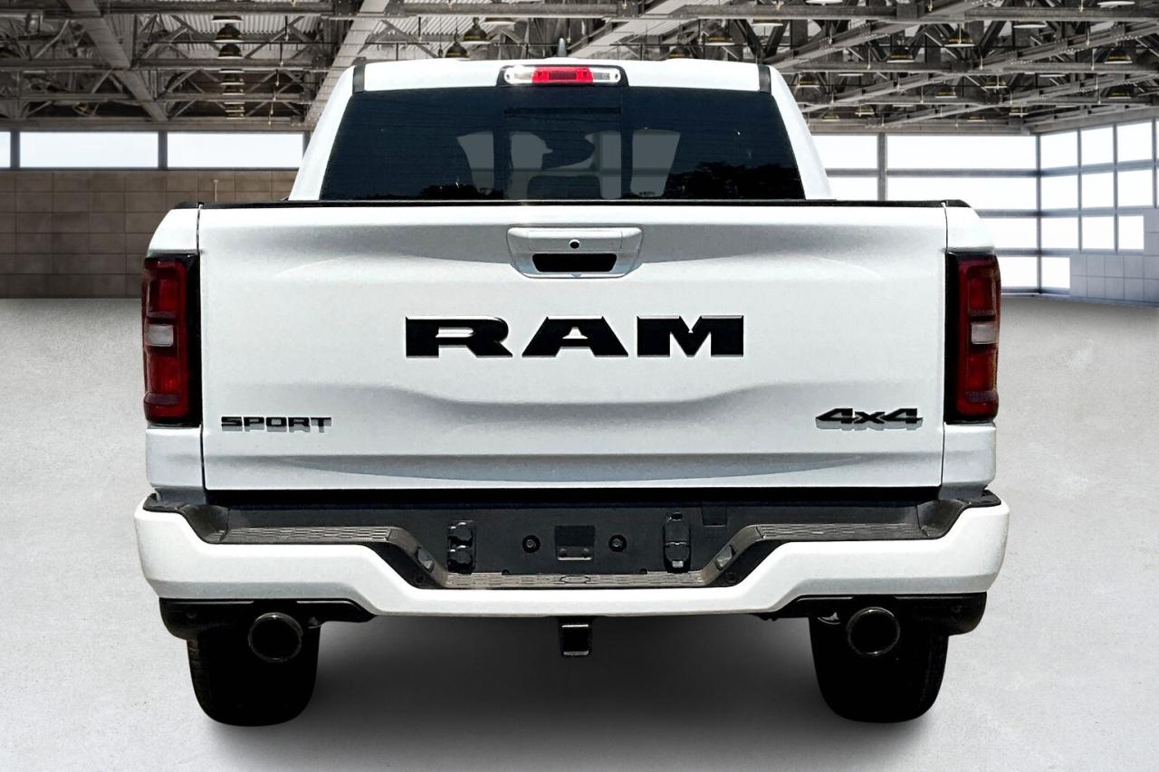 2025 RAM 1500 SPORT CREW | PanoRoof | Sport Hood | Night | LVL1 Photo3