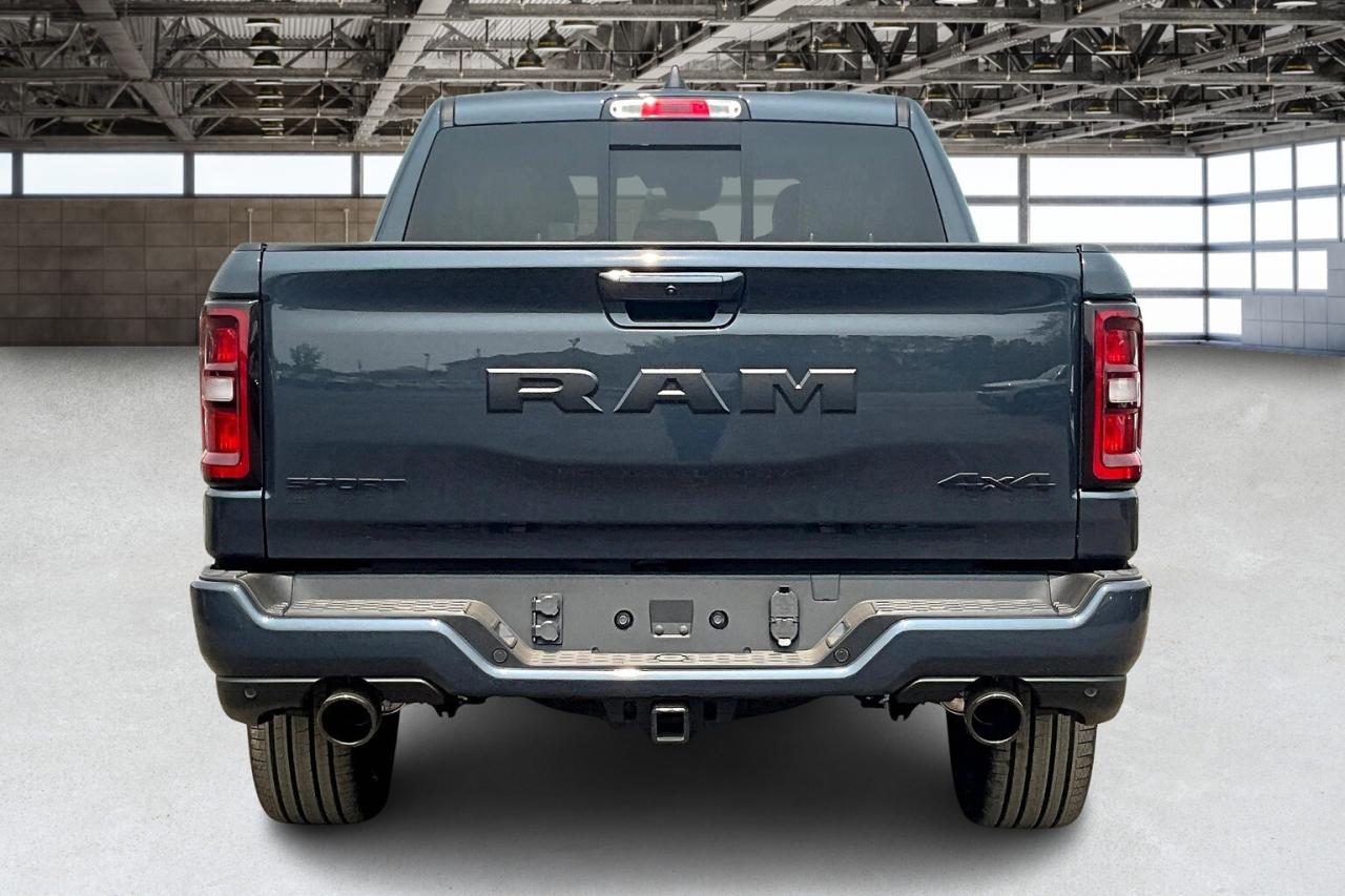 2025 RAM 1500 SPORT CREW | Leather | Pano Roof | Sport Hood Photo3