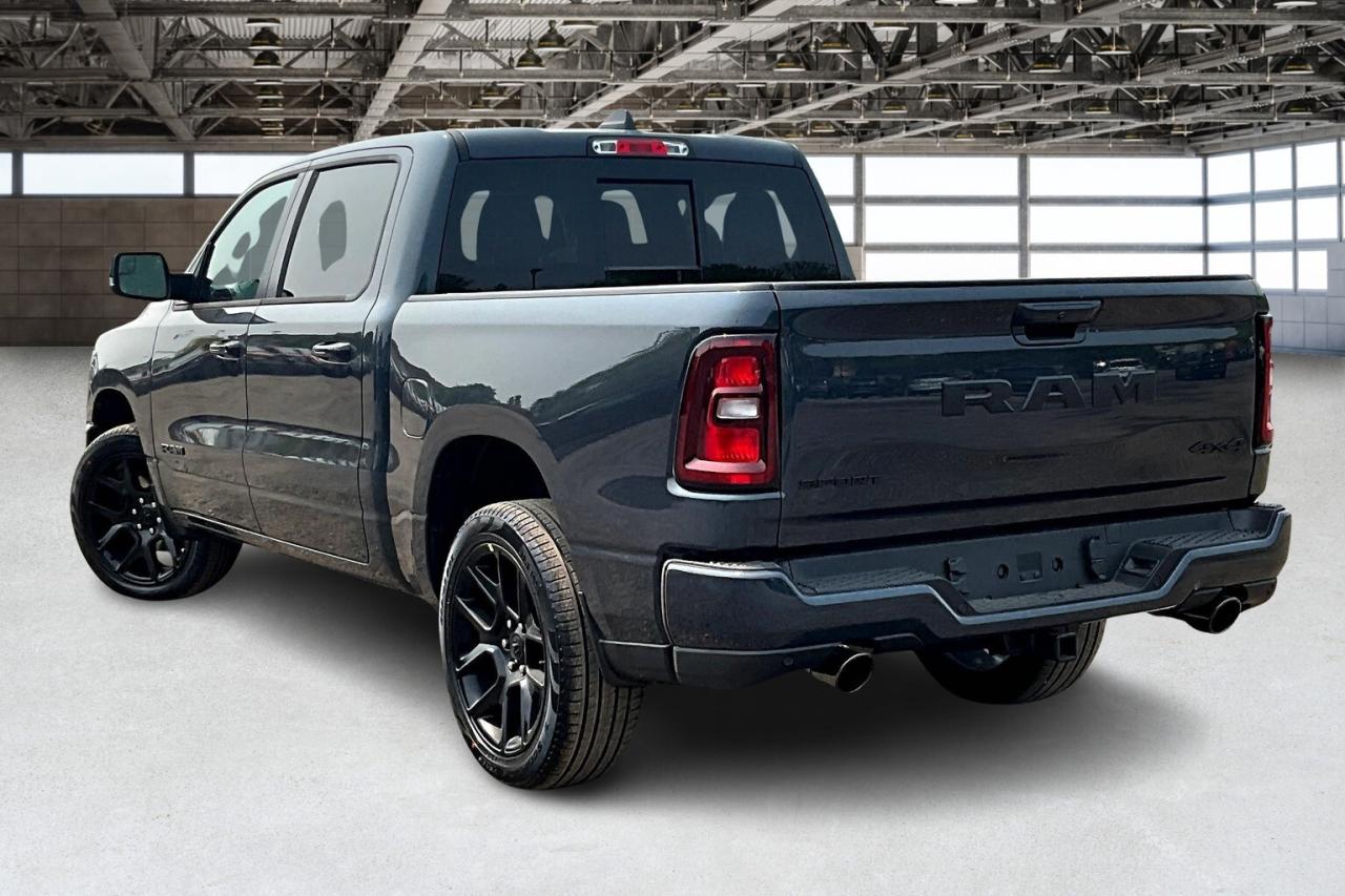 2025 RAM 1500 SPORT CREW | Leather | Pano Roof | Sport Hood Photo2