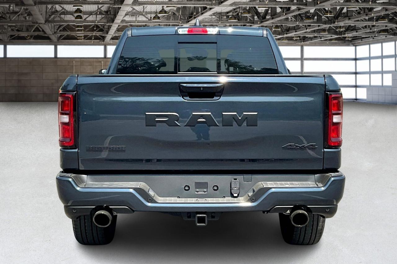 2025 RAM 1500 BIG HORN CREW | Level2 | Night Ed | 3.0L Hurricane Photo3