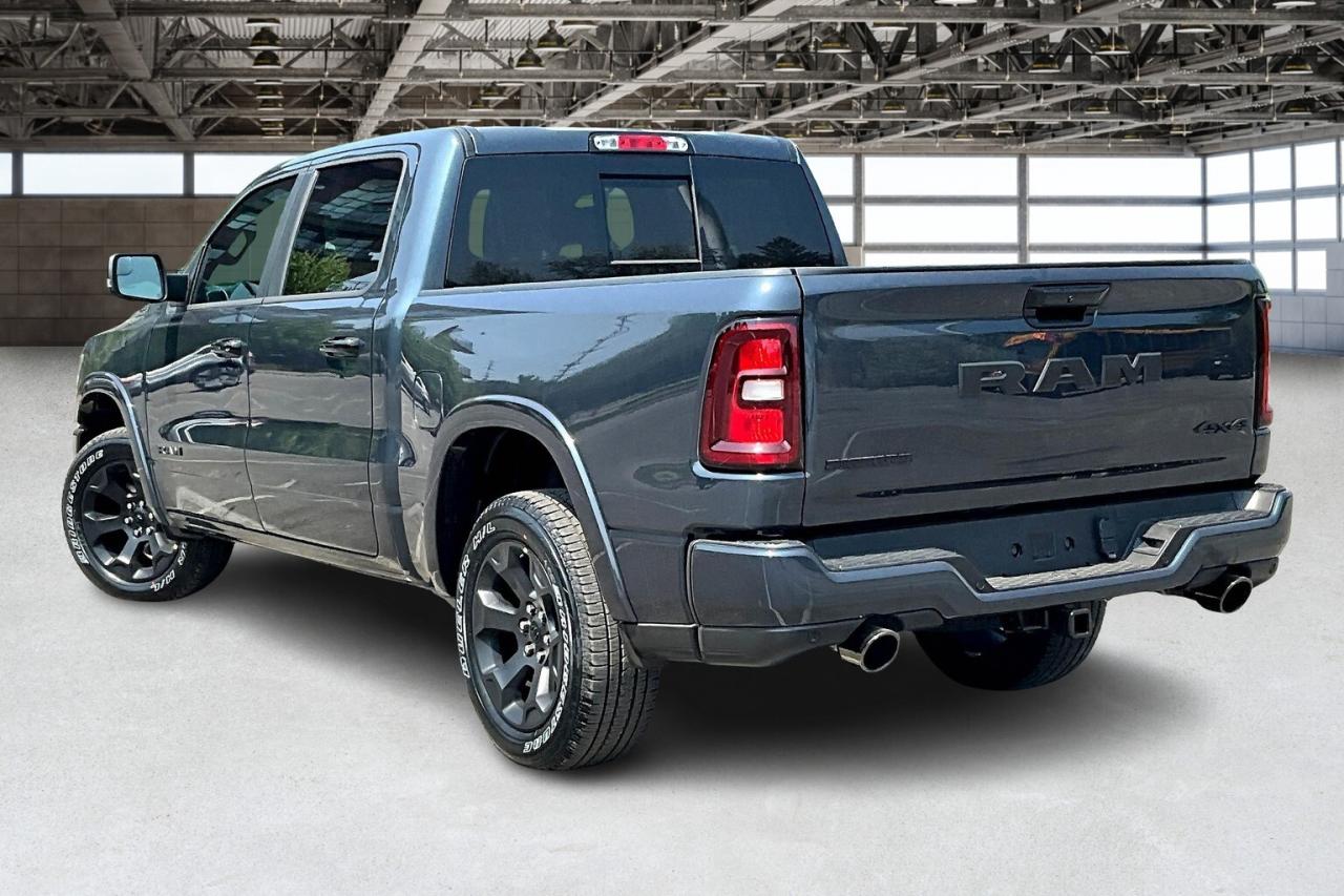 2025 RAM 1500 BIG HORN CREW | Level2 | Night Ed | 3.0L Hurricane Photo2