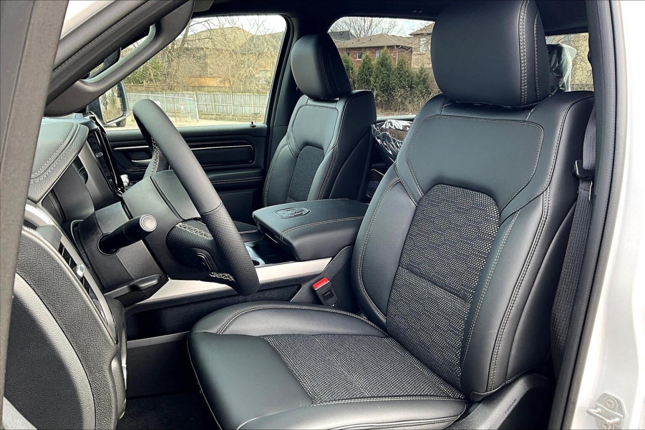 2025 RAM 1500 SPORT CREW | Nav | Surround Camera | 20" Wheels Photo