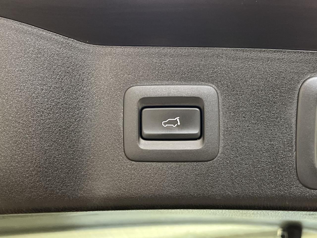 2020 Mazda CX-5 GS| AWD| LEATHER| SUNROOF| HTD SEATS| ALLOYS Photo