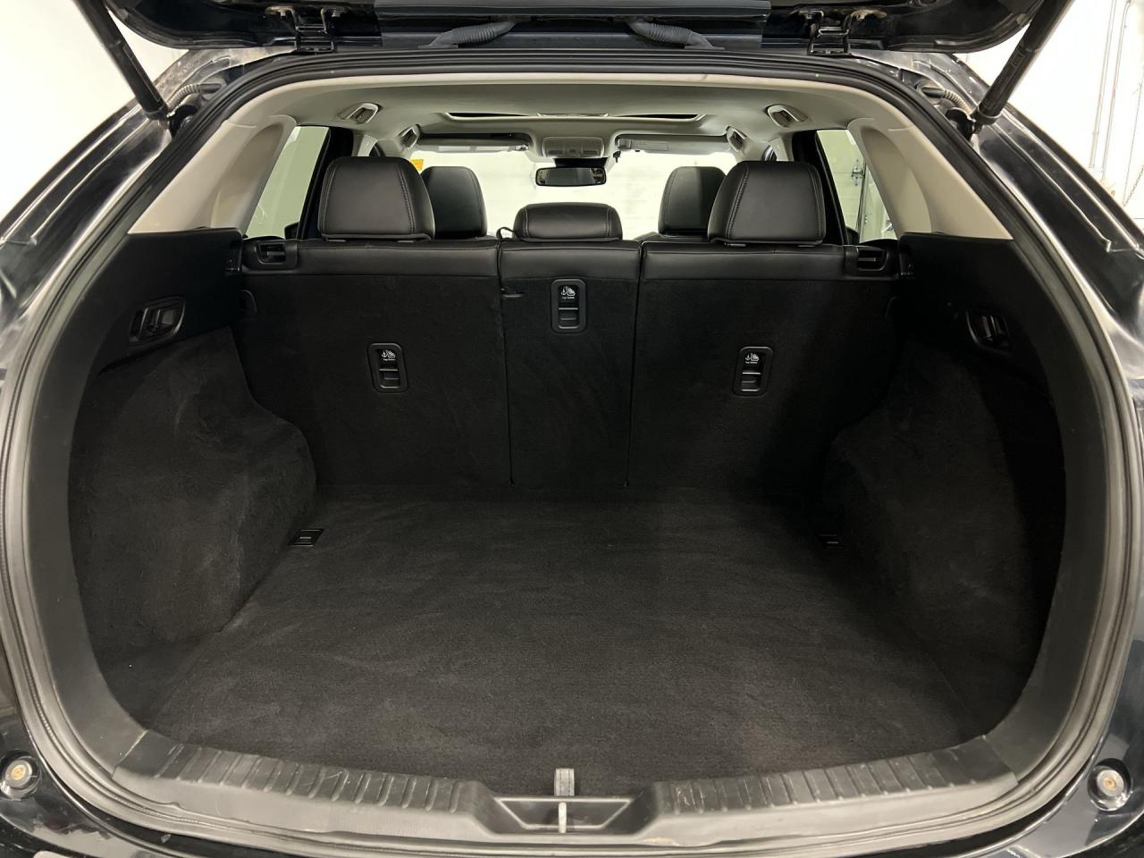 2020 Mazda CX-5 GS| AWD| LEATHER| SUNROOF| HTD SEATS| ALLOYS Photo