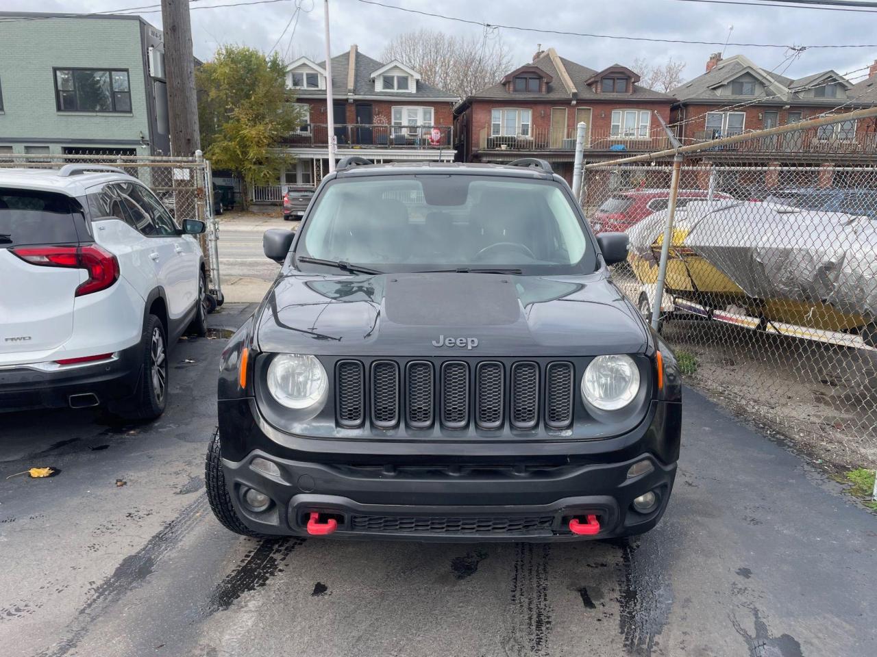 2016 Jeep Renegade Trailhawk *AWD, BACKUP CAM, HEATED SEAT &STEERING* - Photo #2
