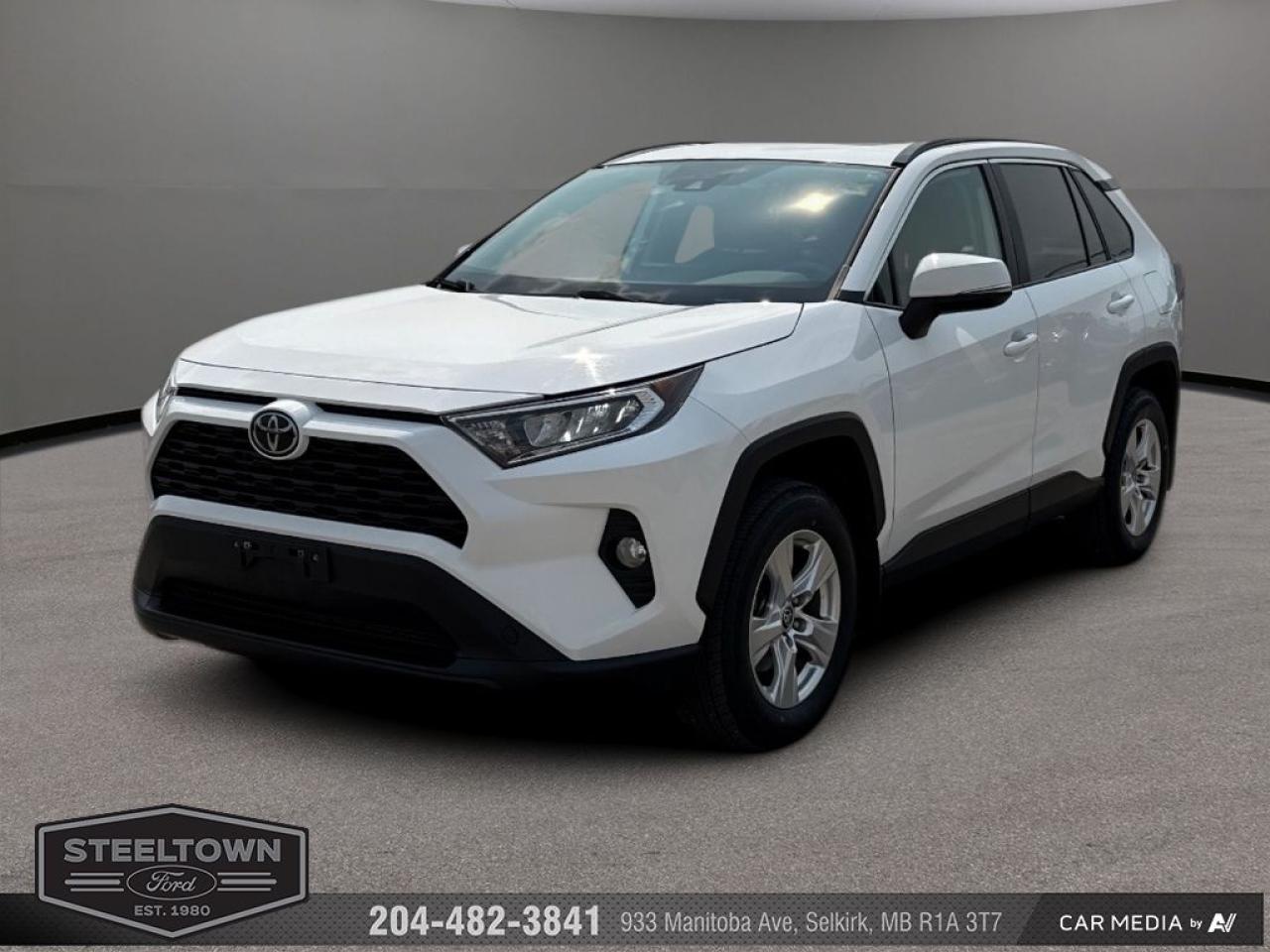 Used 2021 Toyota RAV4 XLE  - Sunroof -  Power Liftgate for sale in Selkirk, MB