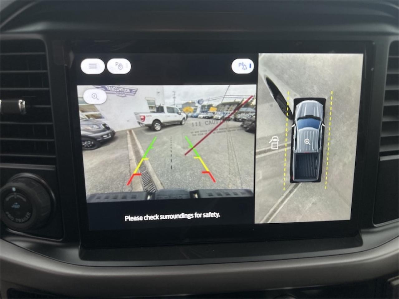 2025 Ford F-150 Lightning XLT  - Tailgate Step Photo5