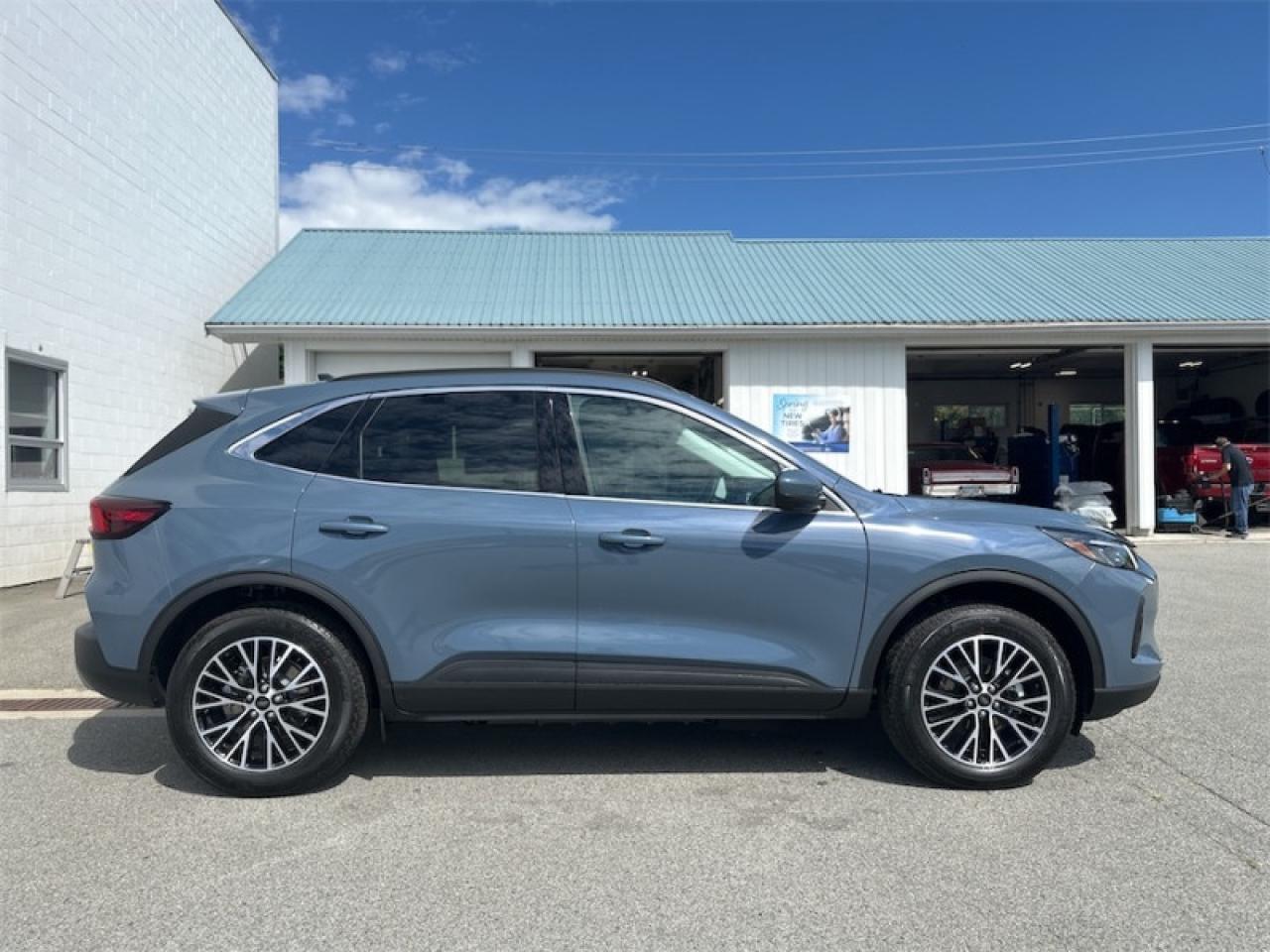 2025 Ford Escape PHEV  - Sunroof - 360 Camera Photo5