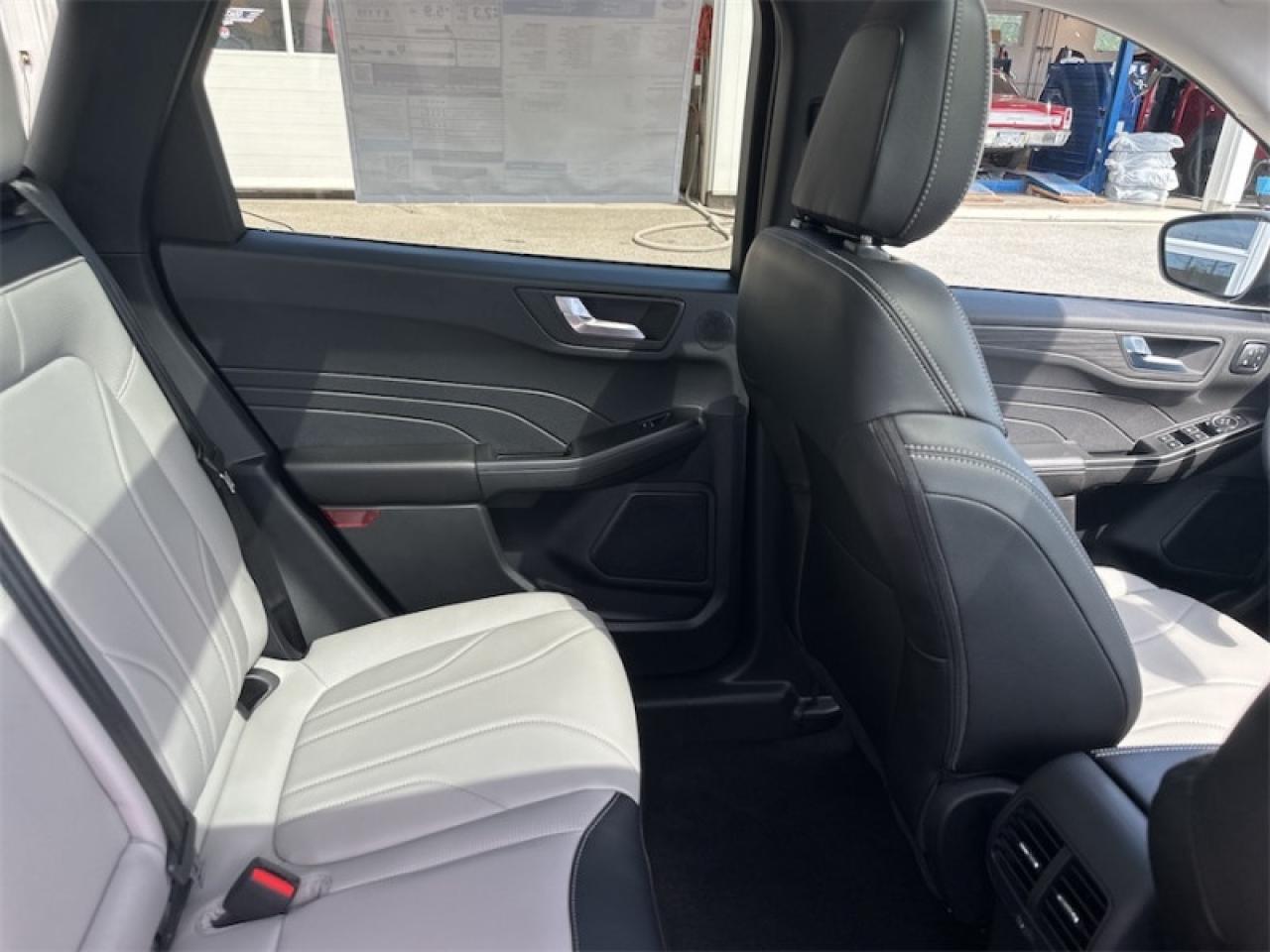 2025 Ford Escape PHEV  - Sunroof - 360 Camera Photo5