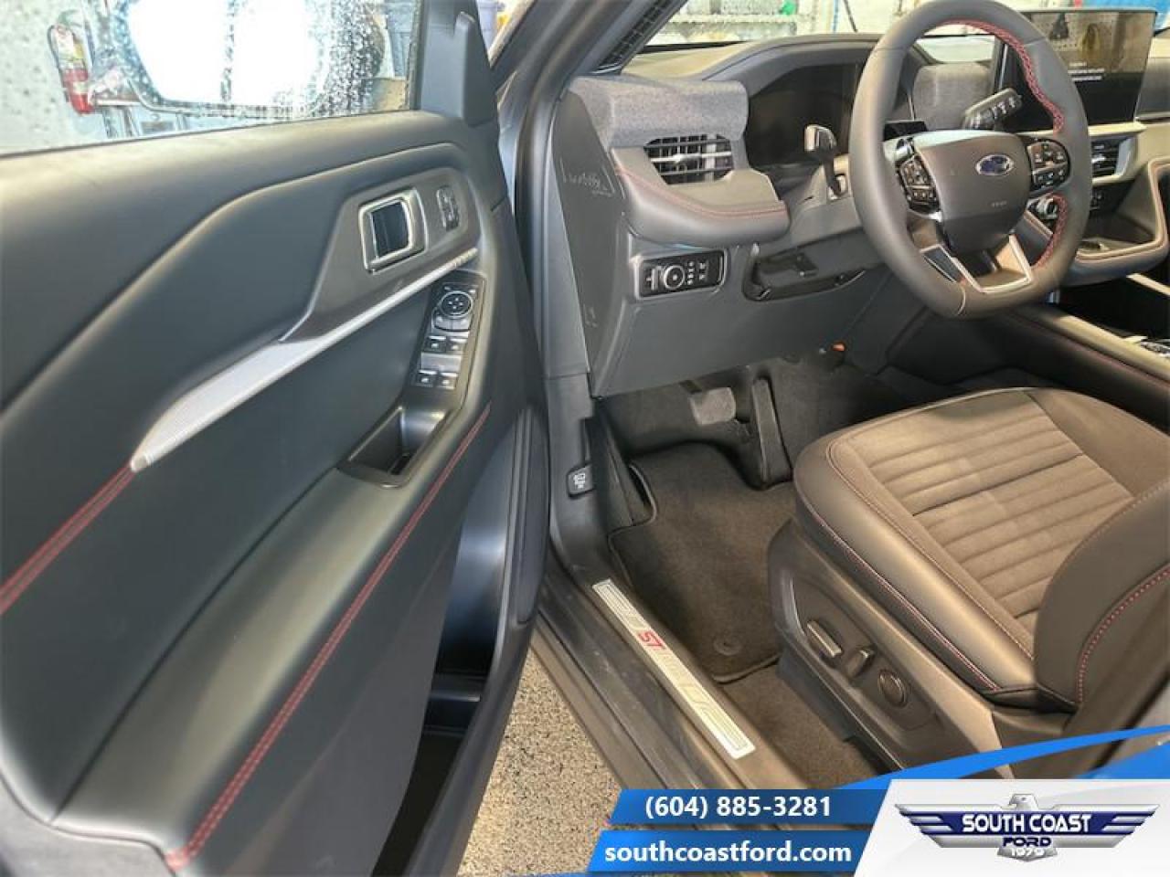 New 2025 Ford Explorer ST-Line  - Sunroof for sale in Sechelt, BC