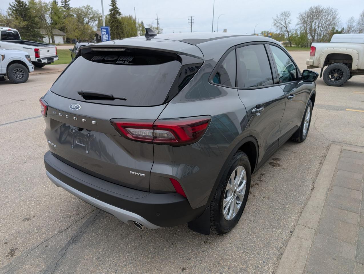 2025 Ford Escape Active Photo5