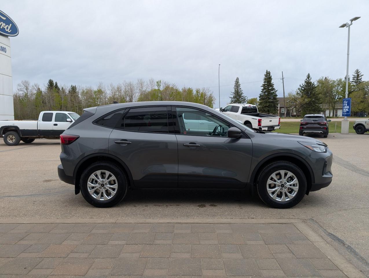 2025 Ford Escape Active Photo4