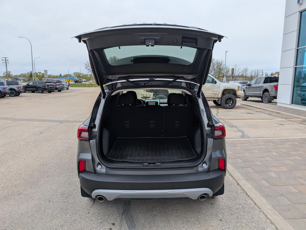 2025 Ford Escape Active Photo5
