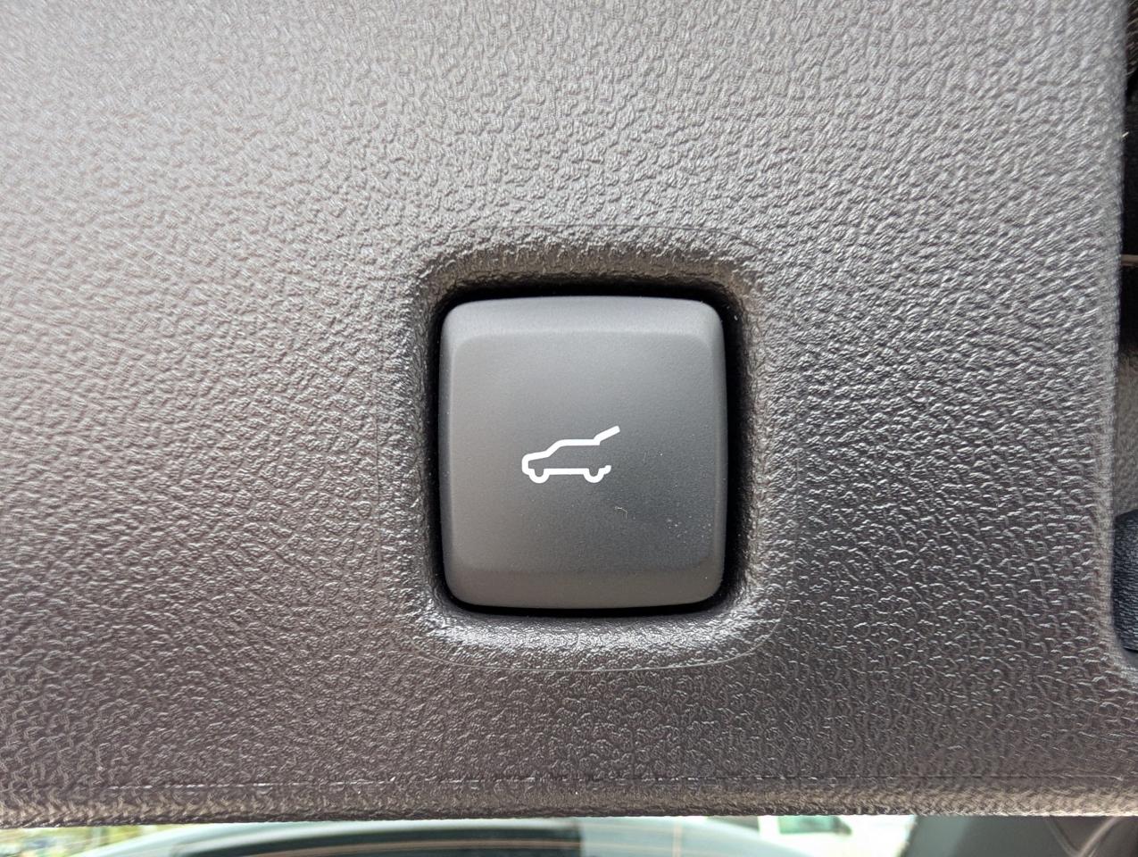 2025 Ford Escape Active Photo5