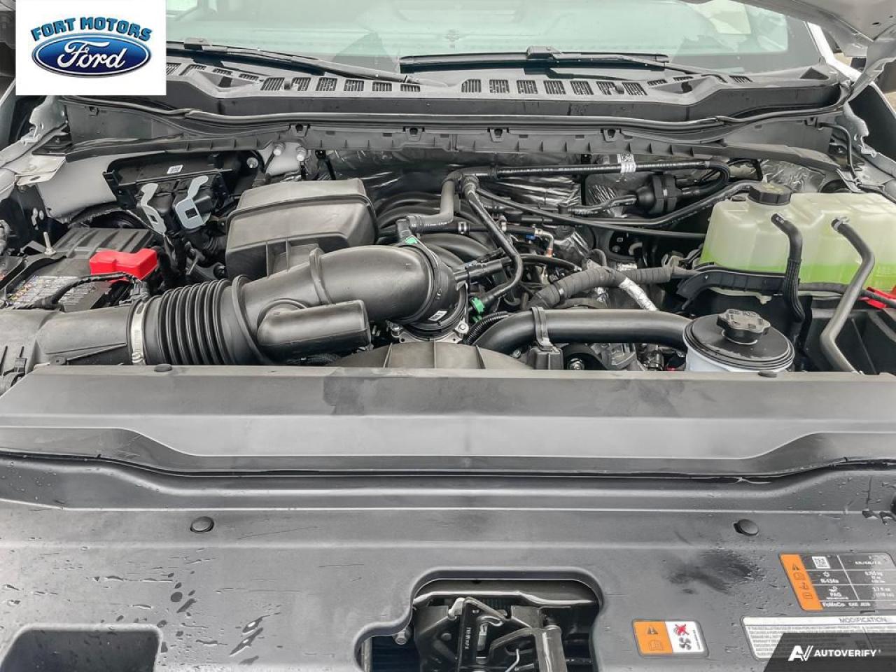 2025 Ford SUPERDUTY F-350® XLT Photo5