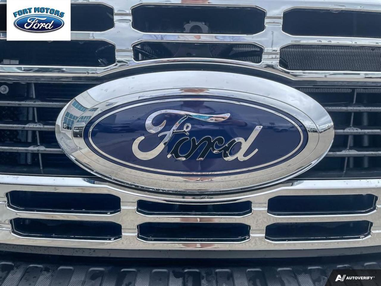 2025 Ford SUPERDUTY F-350® XLT Photo5