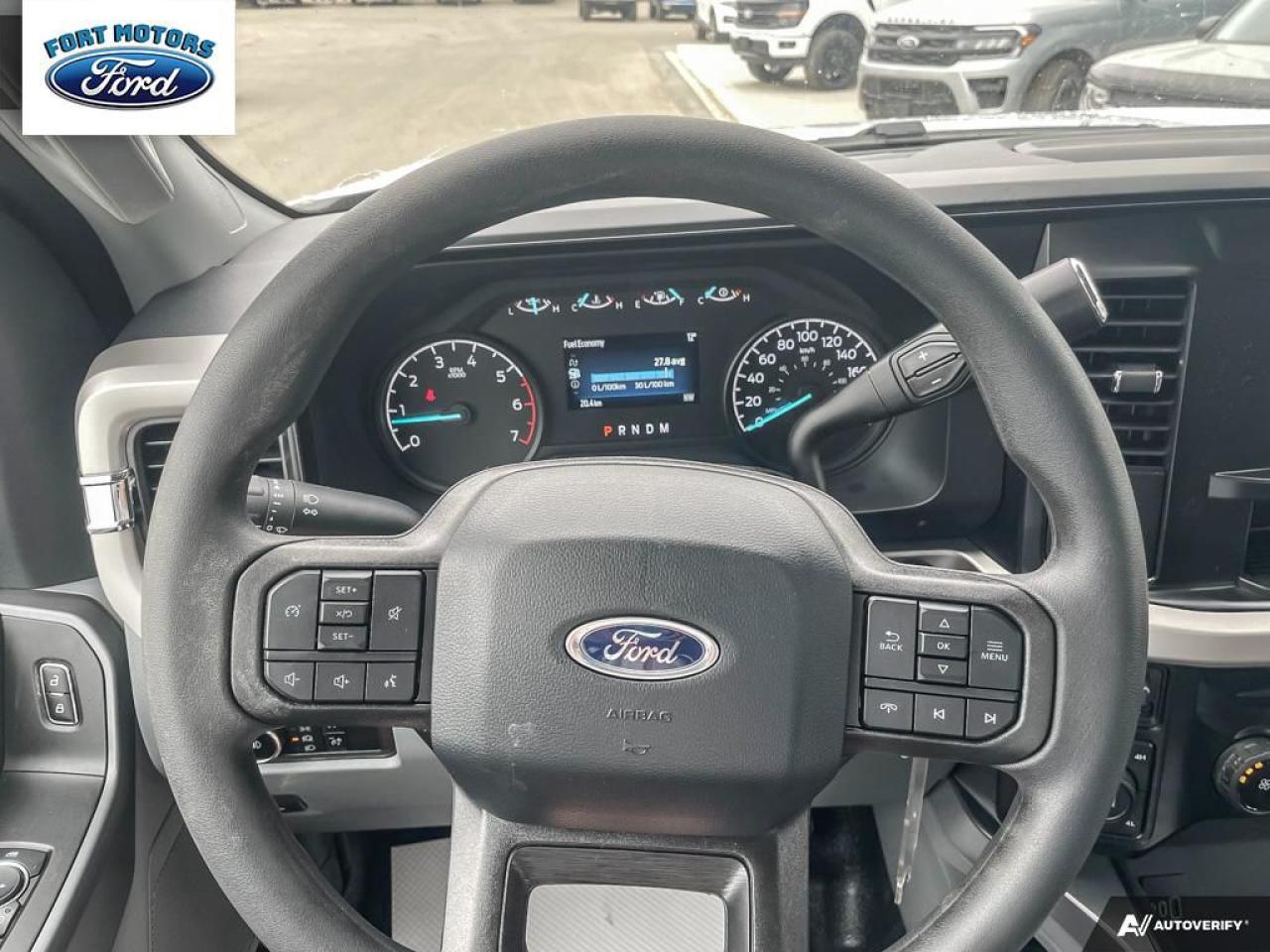 2025 Ford SUPERDUTY F-350® XLT Photo5