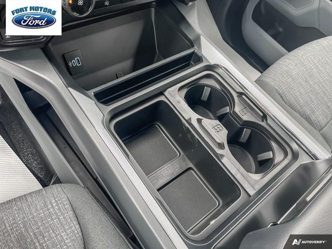 2025 Ford SUPERDUTY F-350® XLT Photo5